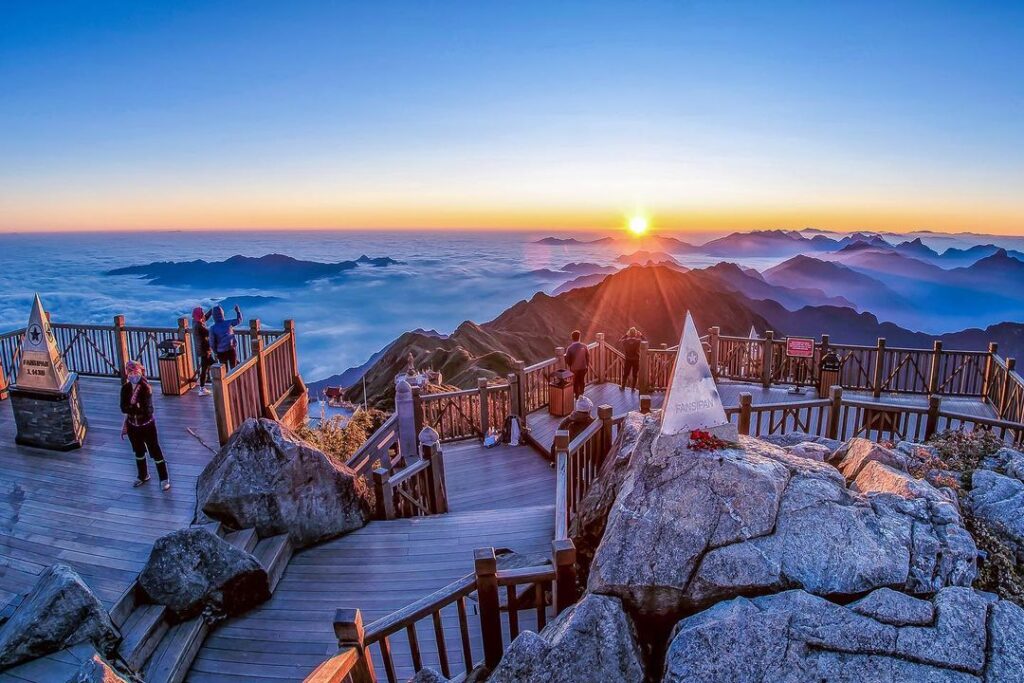 liburan ke vietnam
