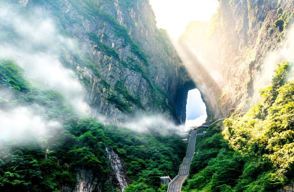 liburan ke zhangjiajie